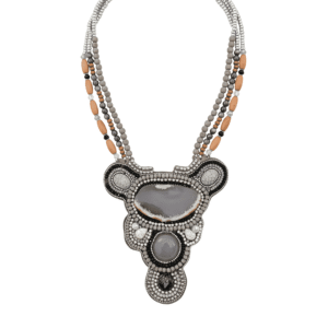 Collana Etnica a Tre Fili con Agata e Legno