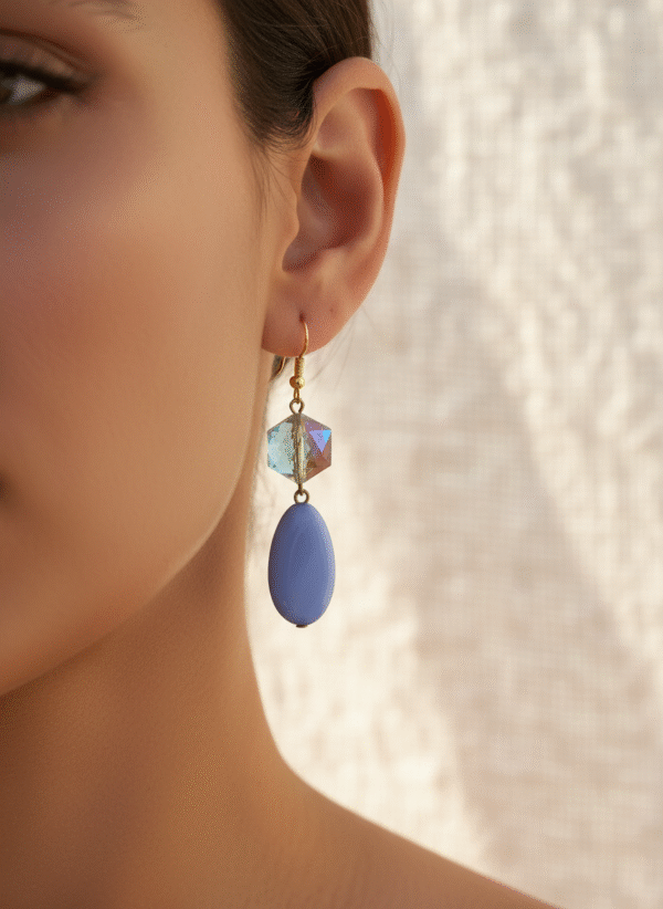 Orecchini Pendenti Blu con Cristallo Iridescente - immagine 3