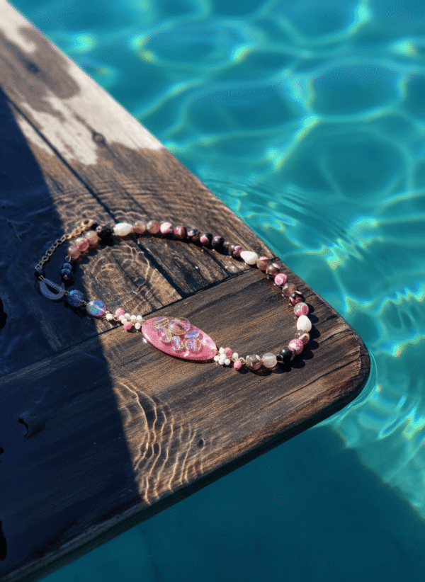 Collana "Bouganville" con Agata Fucsia e Perle Scaramazze - immagine 4