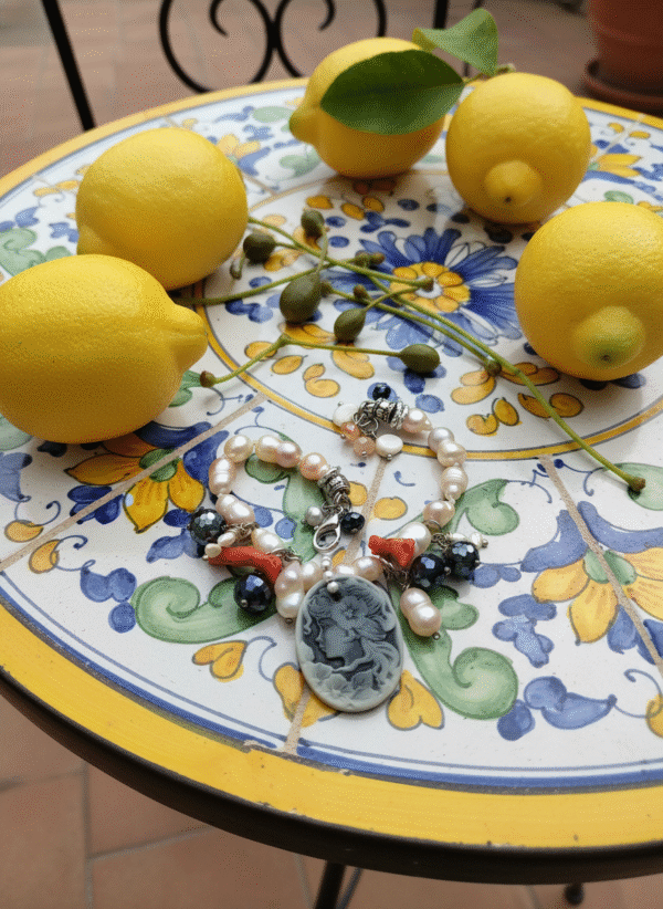 Bracciale Tesoro Sommerso con Perle Barocche e Corallo - immagine 3