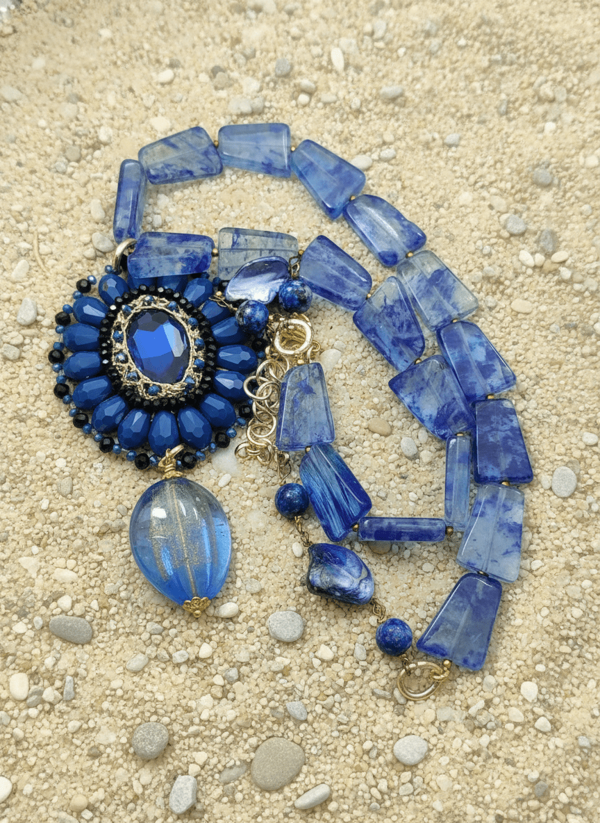 Collana Regina di Santorini in Agata e Cristalli Blu - immagine 6