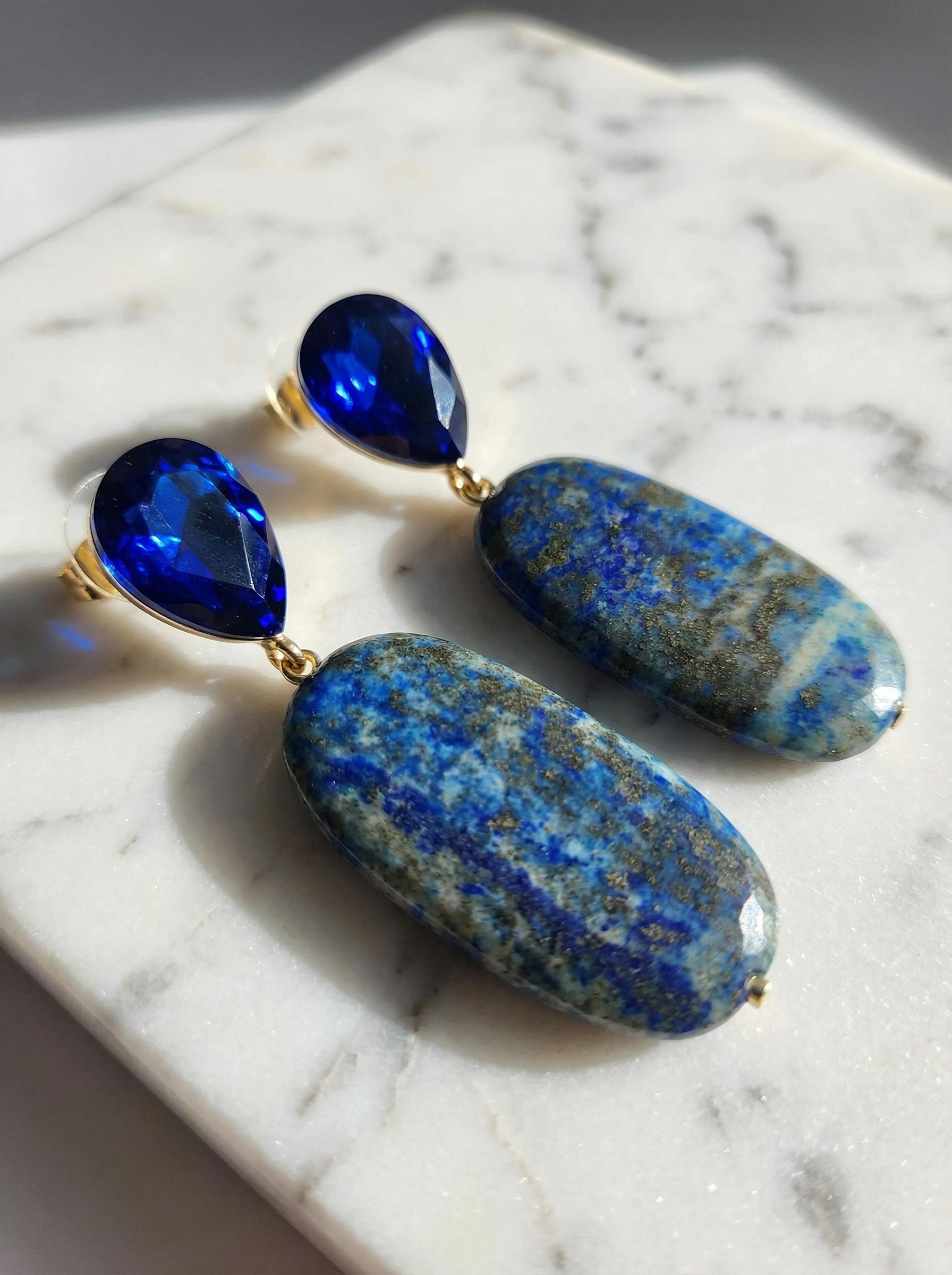 Orecchini Lunghi in Pietra Lapis Lazzuli e Perno Cristallo - immagine 6