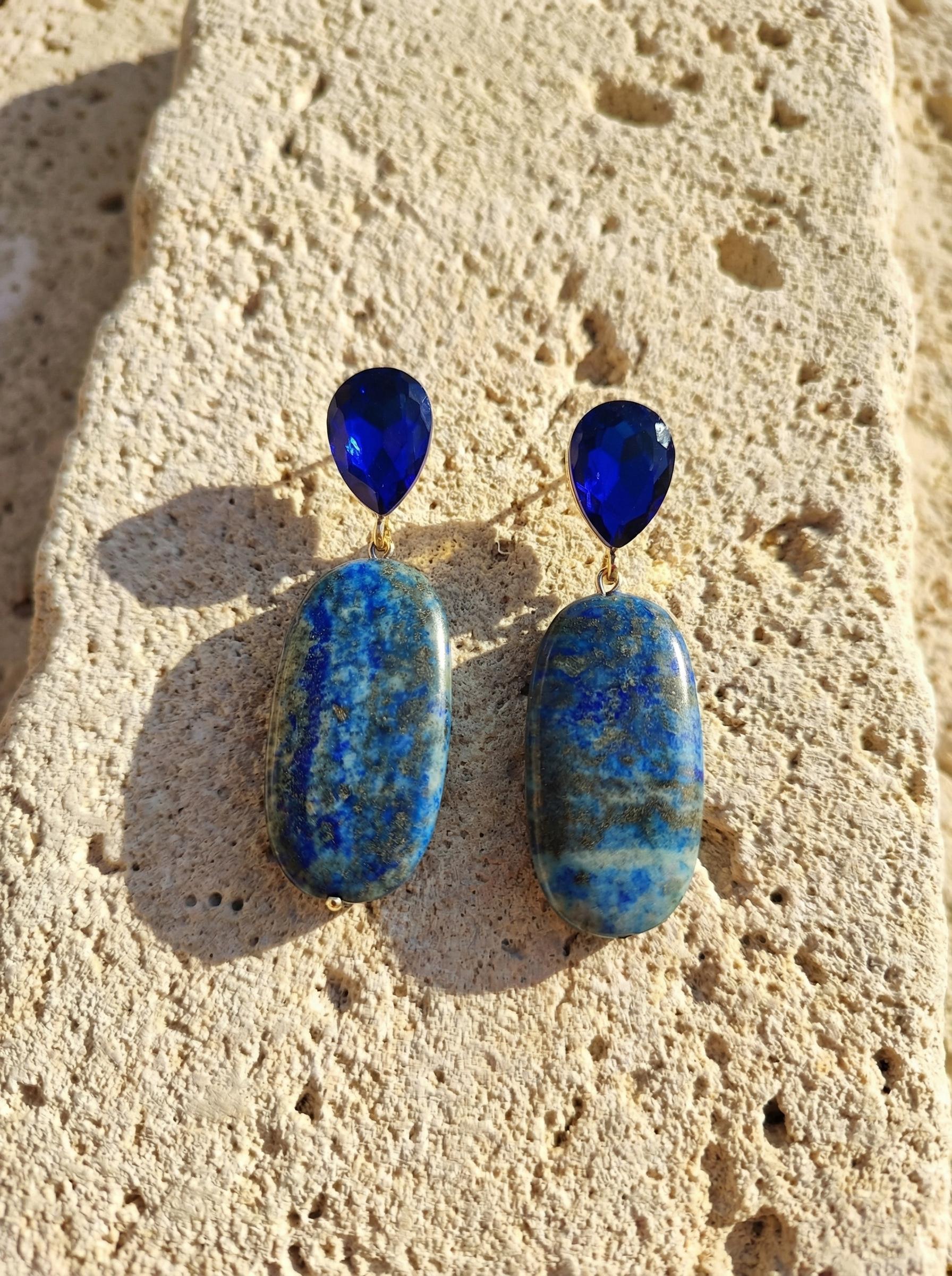 Orecchini Lunghi in Pietra Lapis Lazzuli e Perno Cristallo - immagine 3
