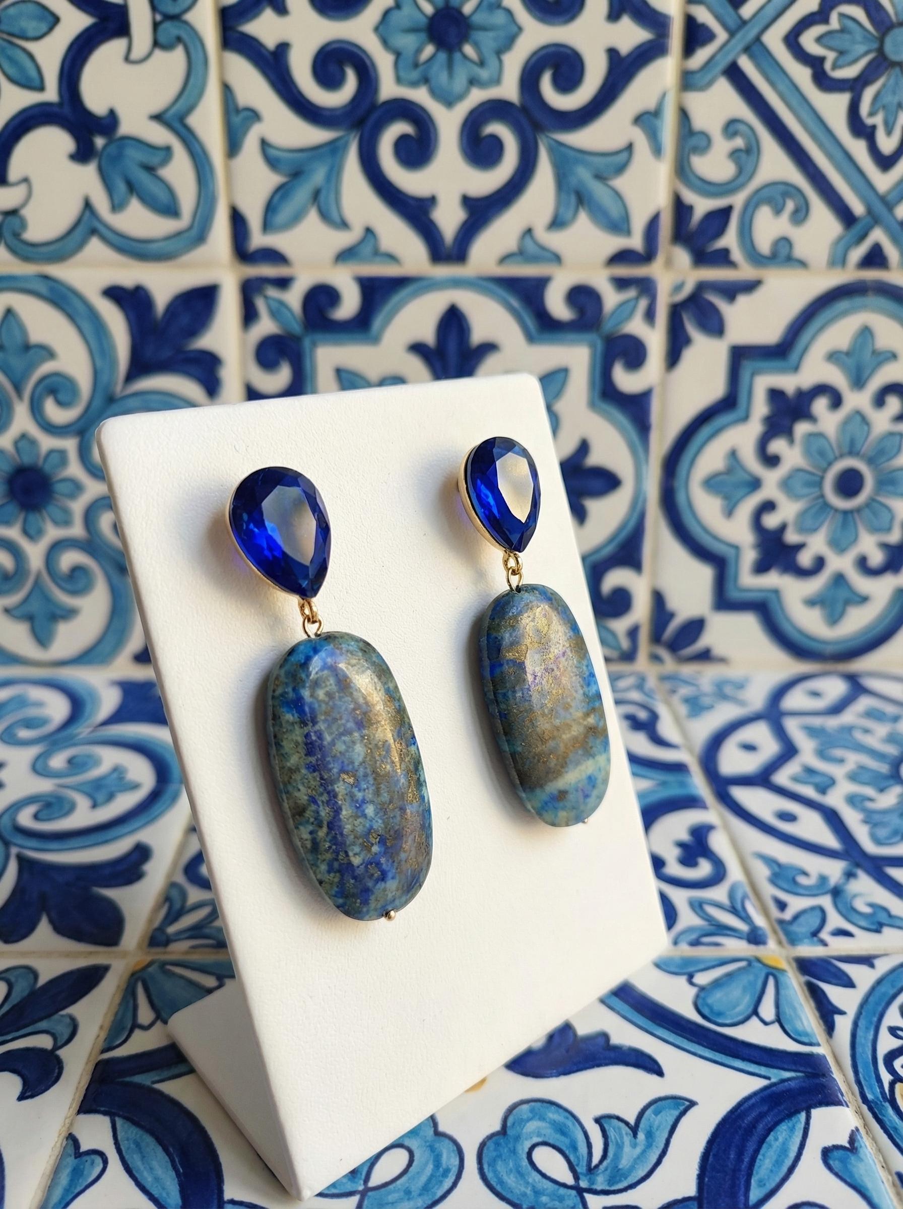 Orecchini Lunghi in Pietra Lapis Lazzuli e Perno Cristallo - immagine 5