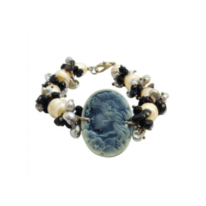 Bracciale in Perle Barocche e Onice con Cammeo Blu