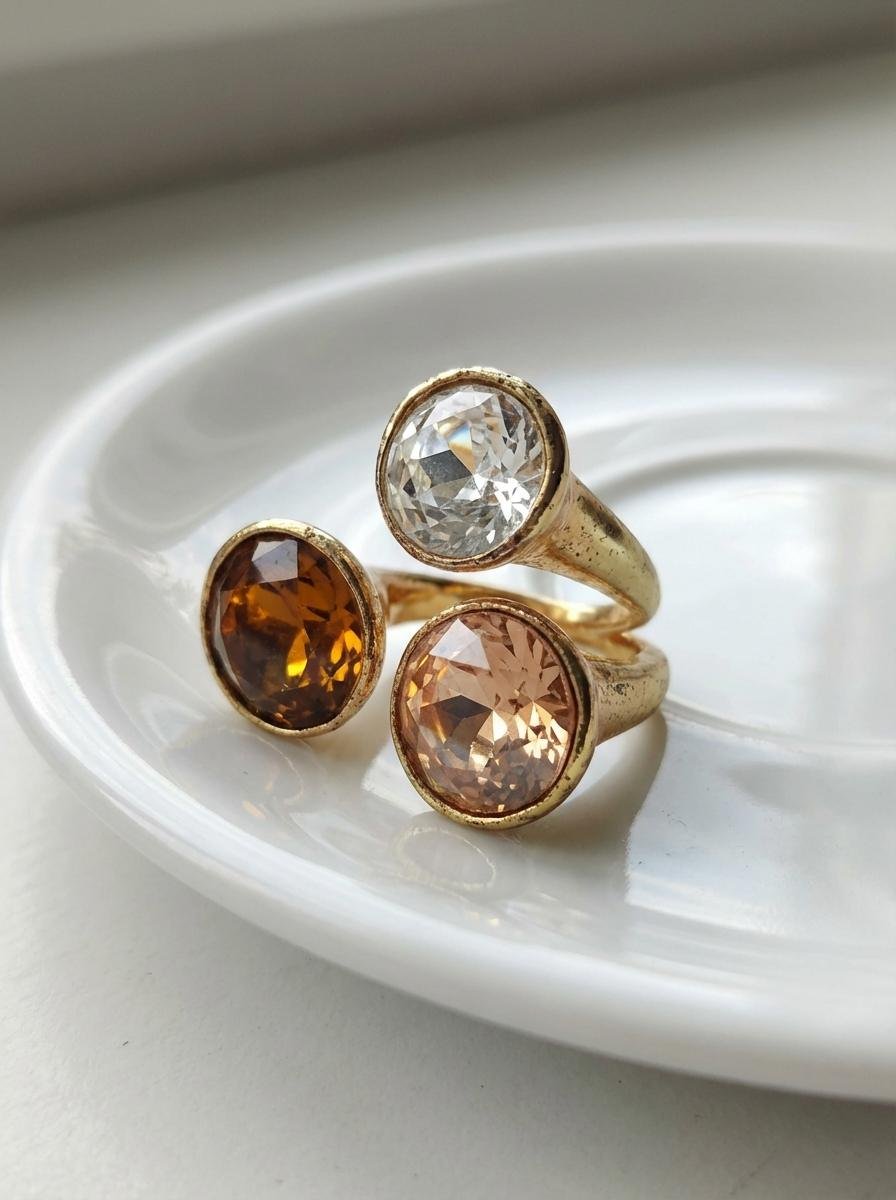 Anello Regolabile con Tris di Cristalli Colorati - immagine 4