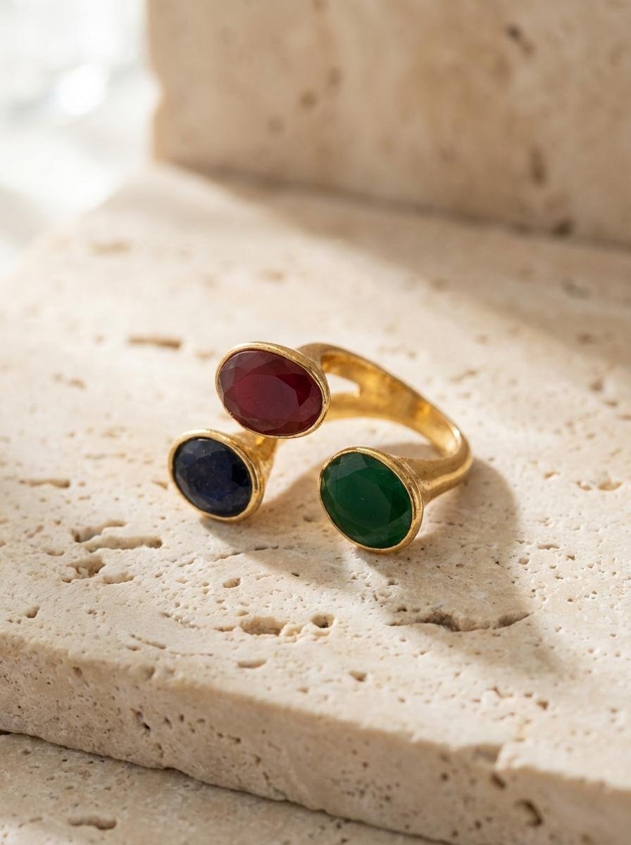 Anello Regolabile con Cristalli Tricolor Rosso Verde Blu - immagine 2