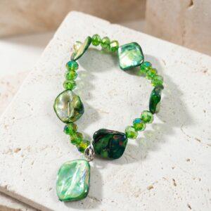 Bracciale Elastico in Madreperla Verde e Cristalli Smeraldo