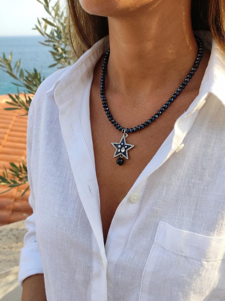 Collana Girocollo in Cristalli Neri con Stella Smaltata - immagine 2