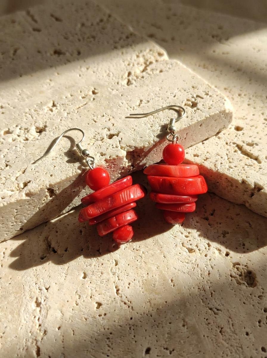 Orecchini in Argento 925 e Corallo Bambù Rosso a Strati - immagine 2