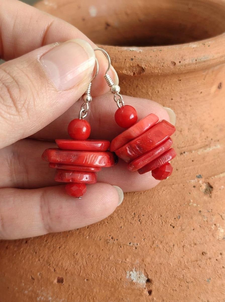 Orecchini in Argento 925 e Corallo Bambù Rosso a Strati - immagine 4