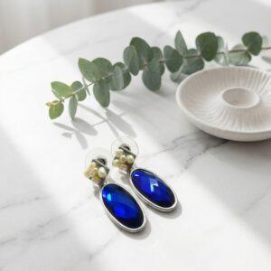 Orecchini Pendenti in Cristallo Blu Elettrico e Perle di Fiume